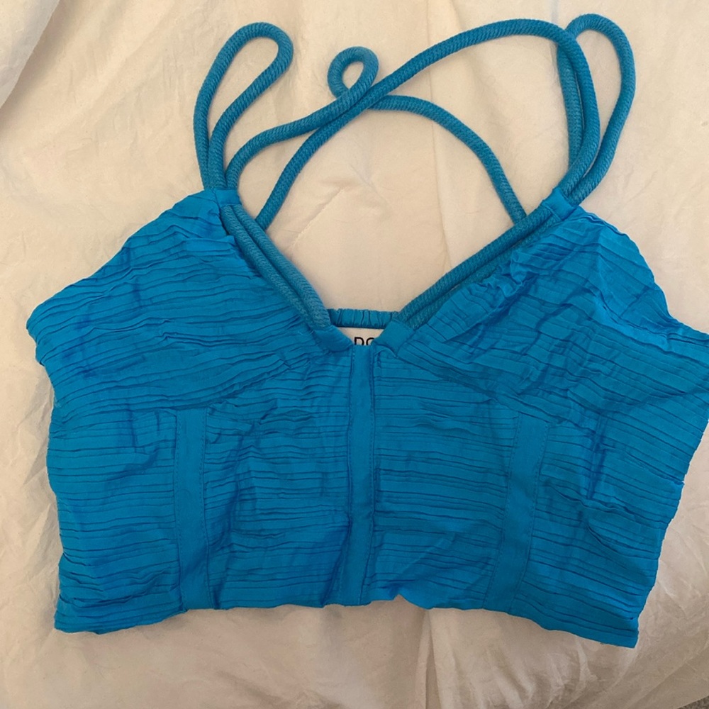 DO + BE turquoise cropped top